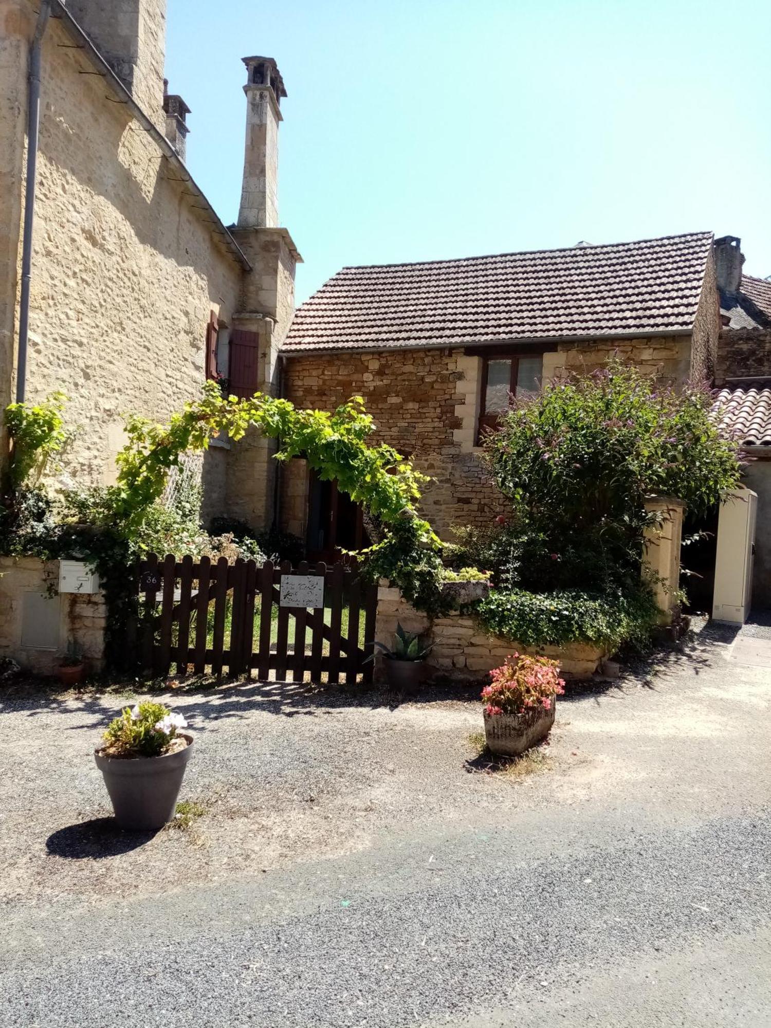 Au Tilleul Archignac エクステリア 写真